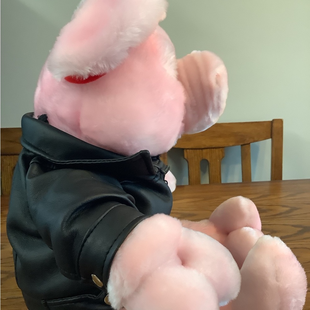 Dan Dee 22” Plush Hog Wild For You Plush - Picture 9 of 9